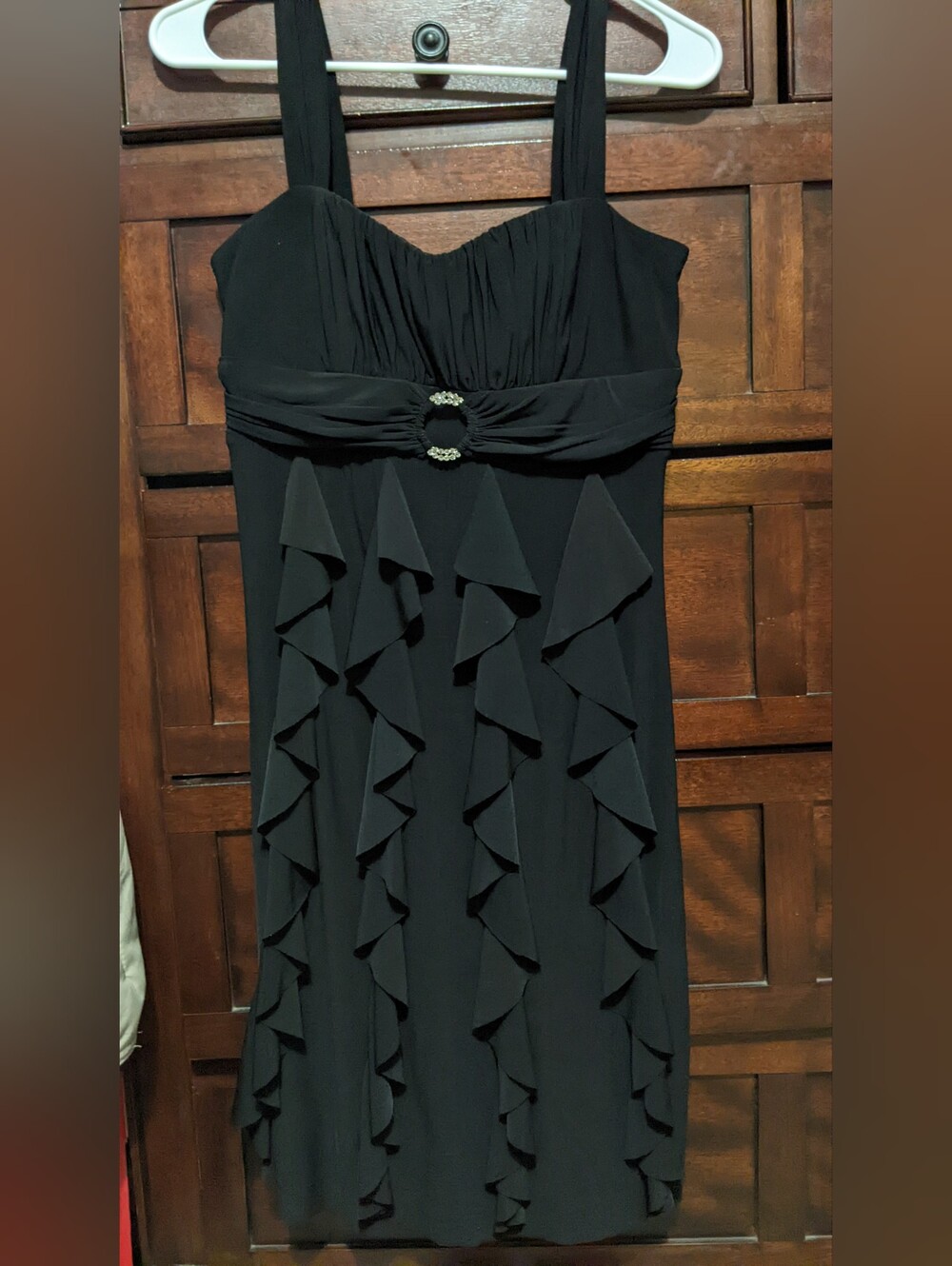 Scarlett Nite Black Slim Strap Front/Back Ruffle Dress W Jewel Ring Size 6